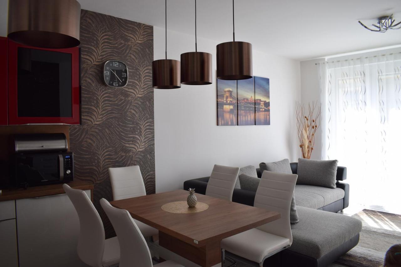 Lido Riviera, Relux Apartman Balatonlelle Ngoại thất bức ảnh